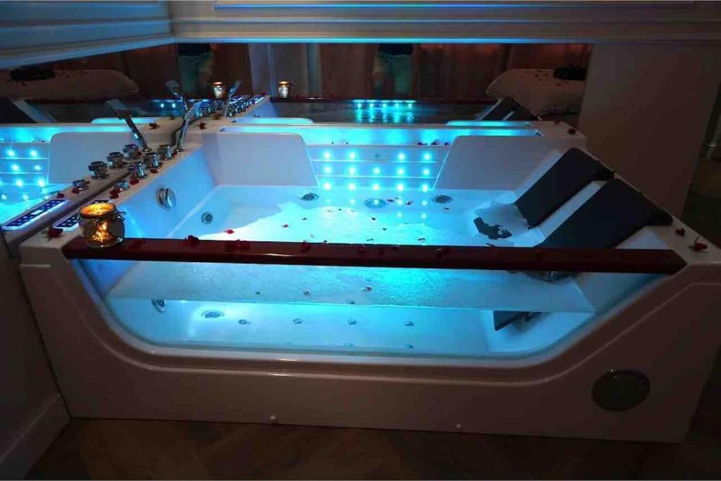 Apartament Glamour Prywatne Jacuzzi Starowislna Красков Екстериор снимка