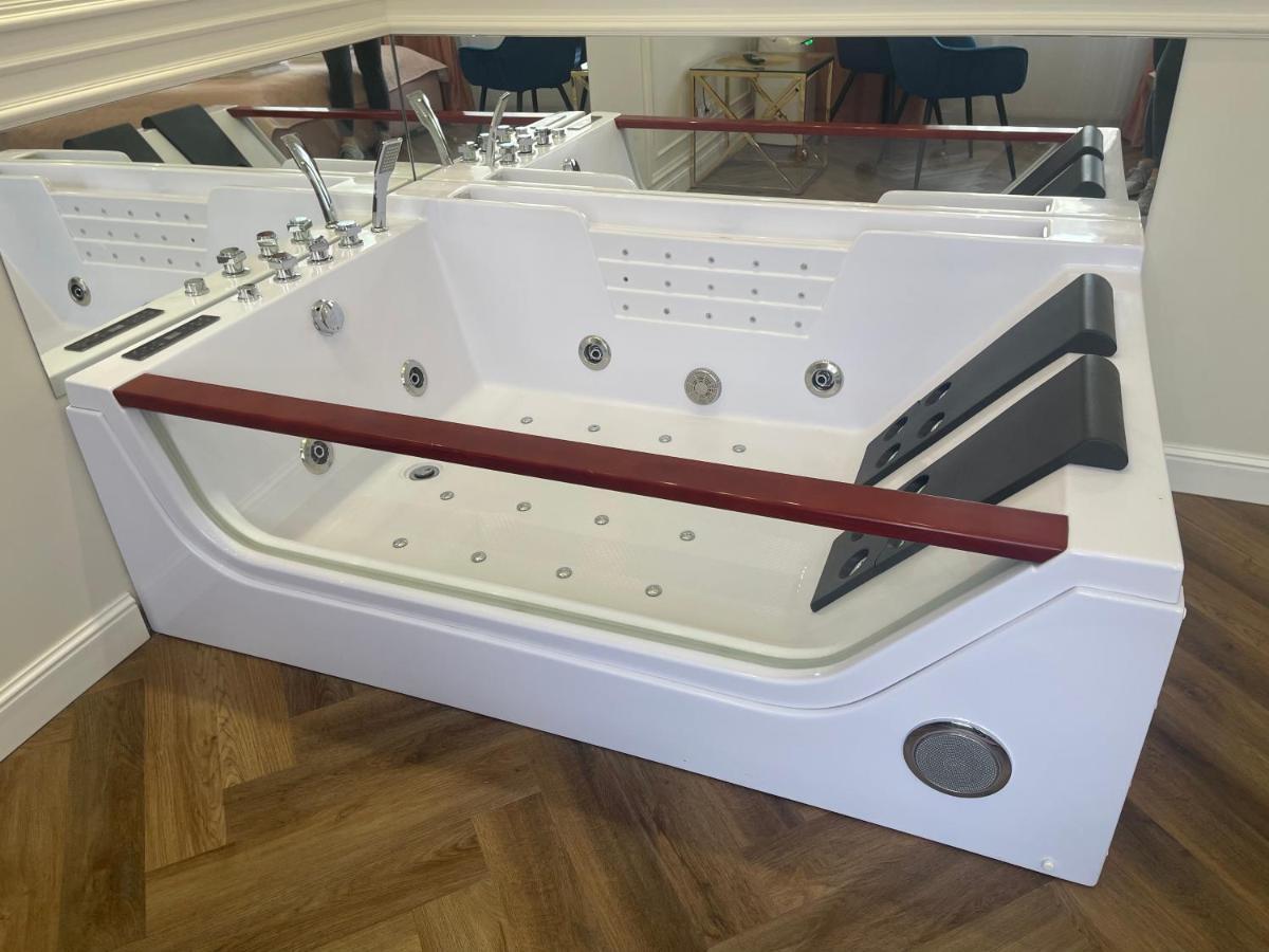Apartament Glamour Prywatne Jacuzzi Starowislna Красков Екстериор снимка