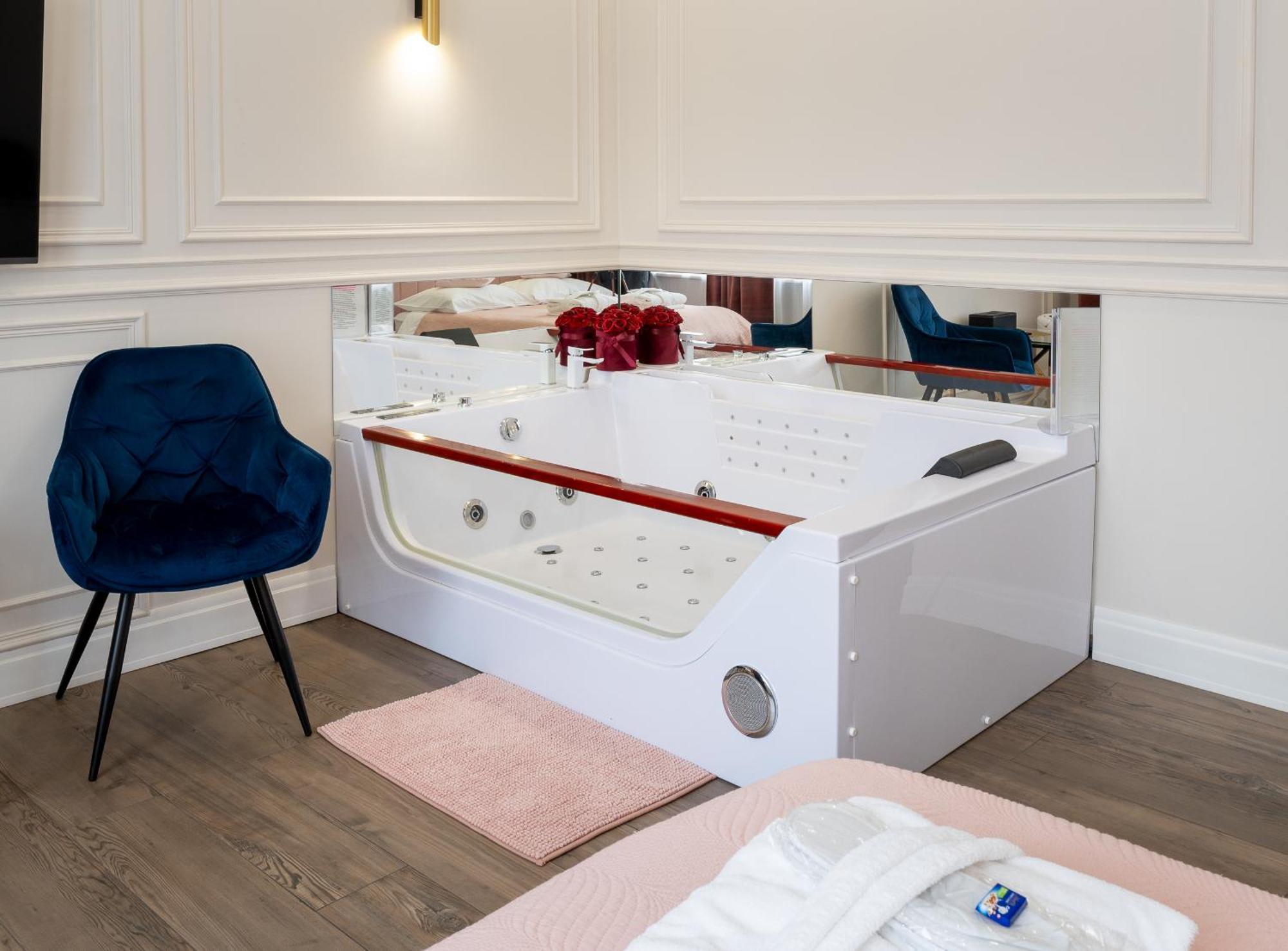 Apartament Glamour Prywatne Jacuzzi Starowislna Красков Екстериор снимка