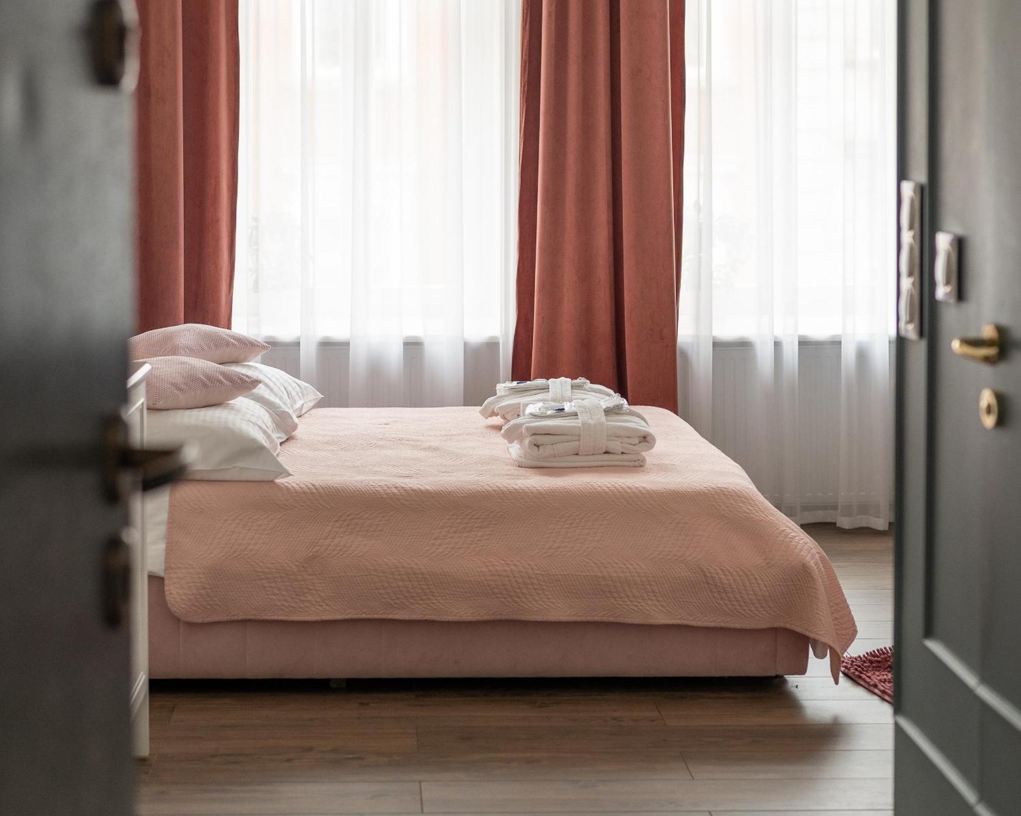 Apartament Glamour Prywatne Jacuzzi Starowislna Красков Екстериор снимка